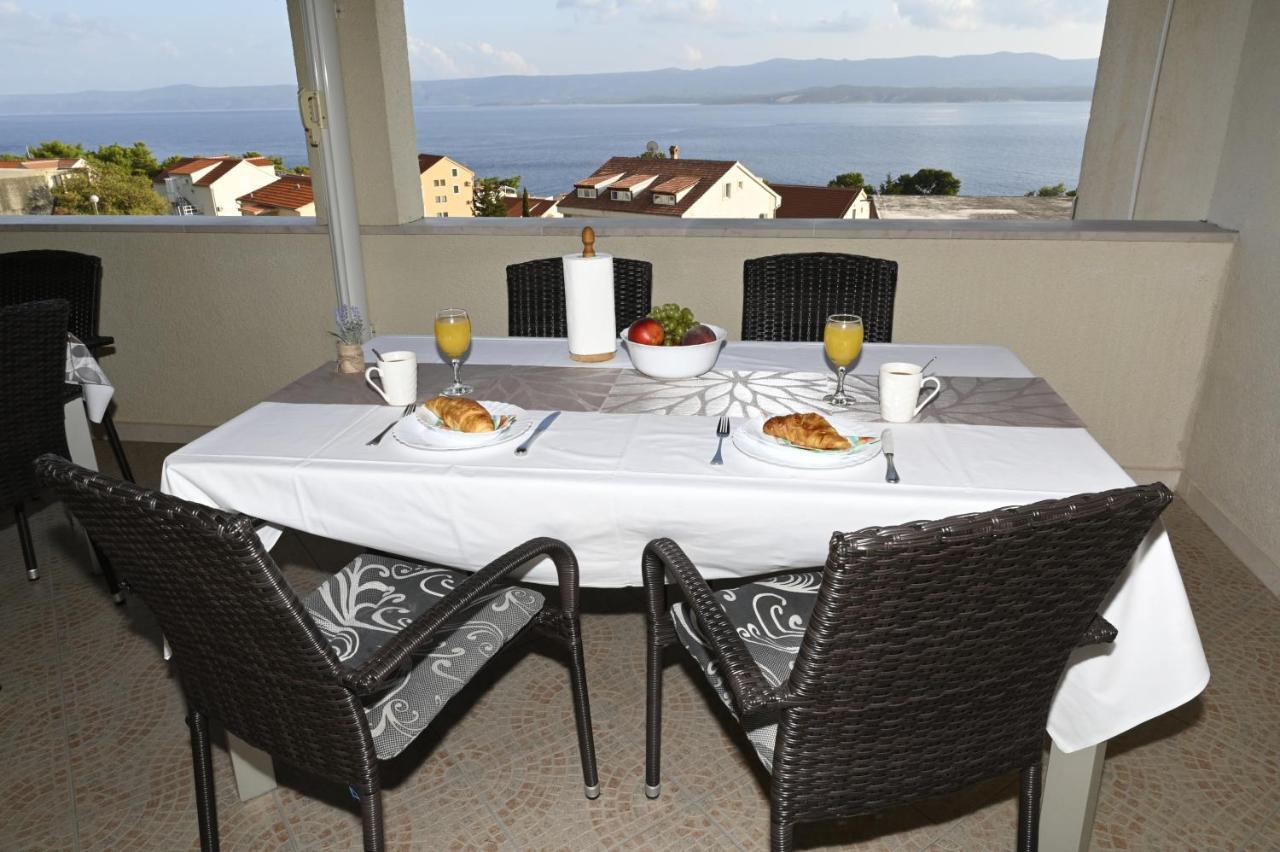 Apartments "Sea View" Miki & Ivana Bol Exterior foto